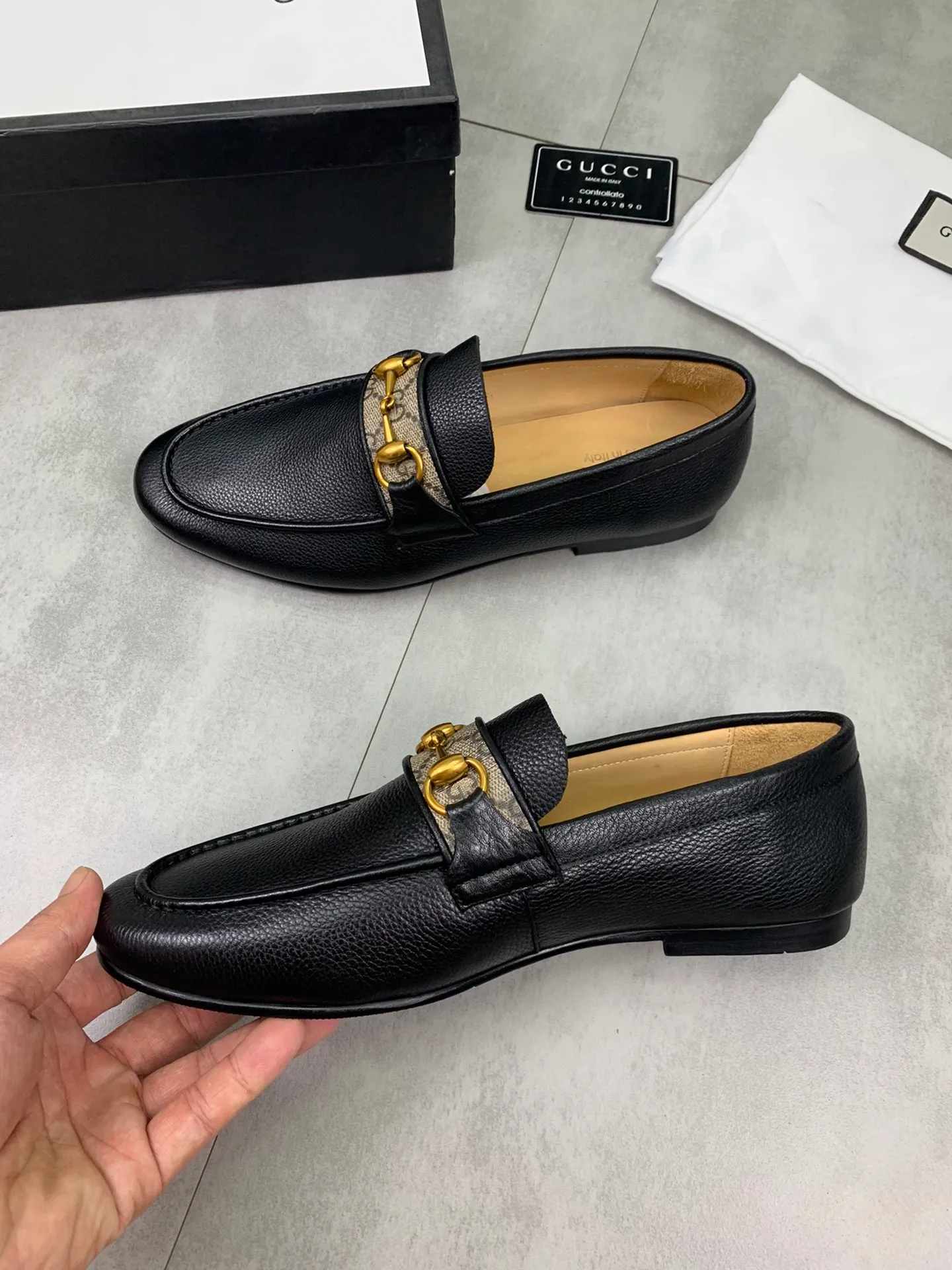 Men's men's shoes💰P520💰[New model]🆘Water-dyed cow lining [GUCCI] Gucci leather shoes, top men's purchasing agent, 2022 counter simultaneous sale, top-grade original calfskin imported from Italy ➕ first-layer cowhide lining) original sole provided by the original factory, fine workmanship, impeccable👍 You can enter and exit the counter at will; the real thing is super beautiful Sizes 38 to 44; 3⃣️colors🉑️ to choose from